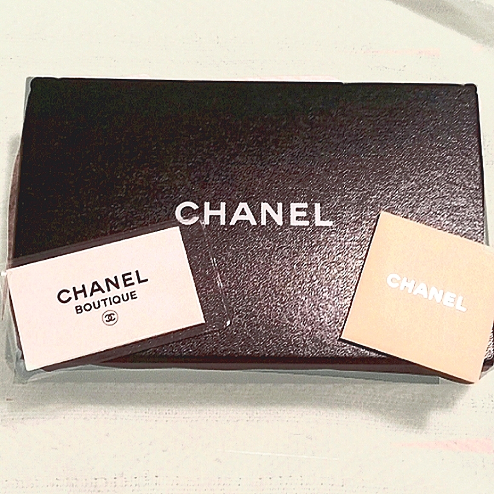 🌺 CHANEL CC Cambon Quilted Logo Bifold Wallet in Black & Hot Pink Pre-owned - Picture 9 of 15